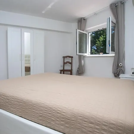 N143 - Numana, Bellissimo Trilocale A 100mt Dal Mare * Numana