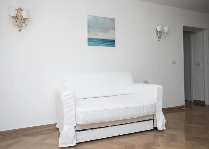 N143 - Numana, Bellissimo Trilocale A 100mt Dal Mare